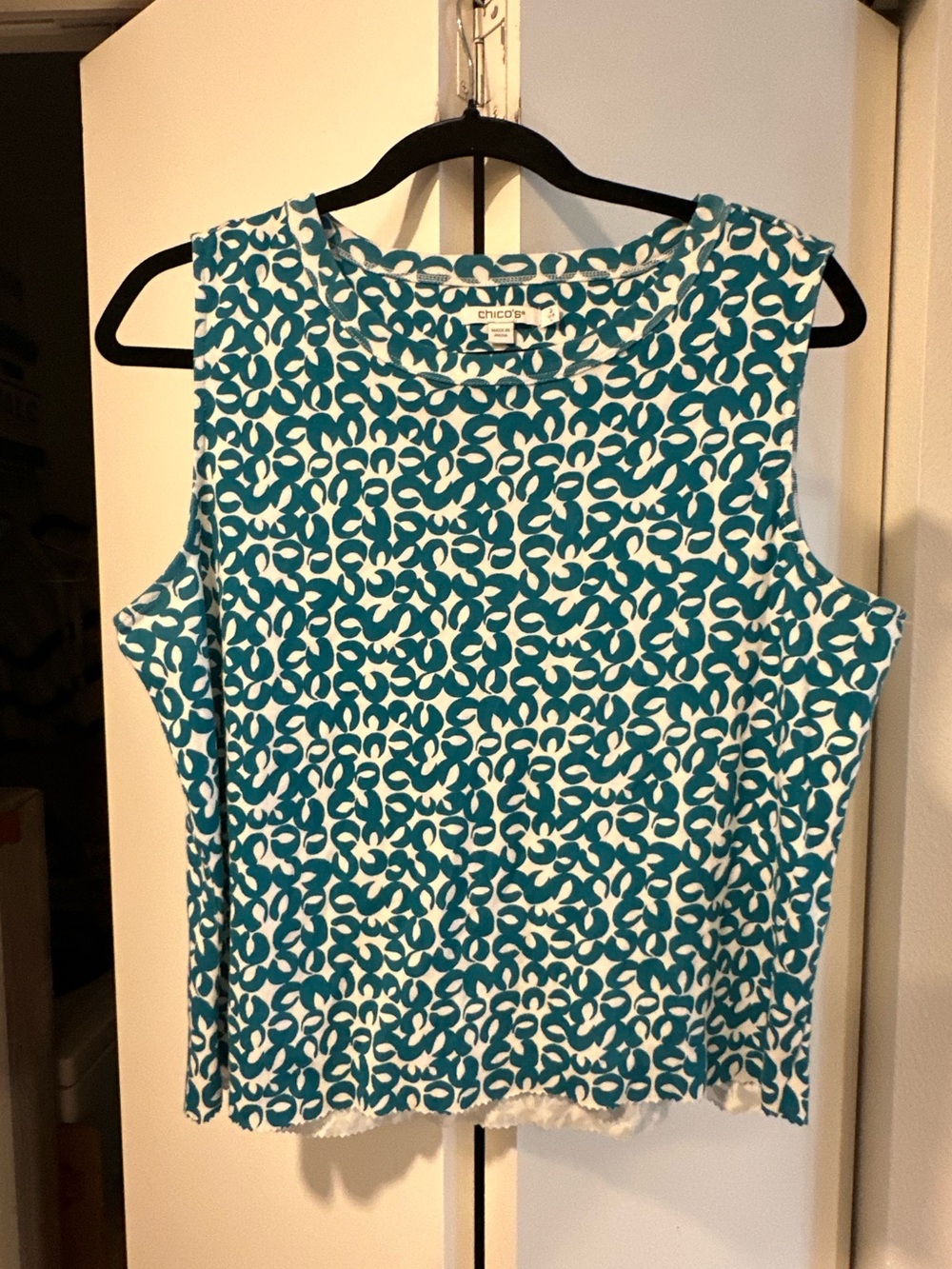 Chico's Teal & White Sleeveless Printed Top Size Large 2